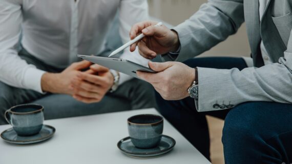 Kenapa UMKM Wajib Coba Jasa Iklan Meta Ads untuk Menaikkan Penjualan